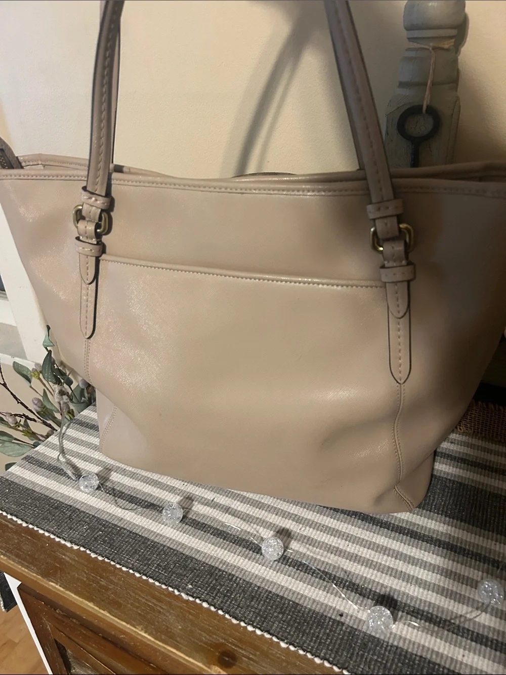 Coach spacious leather